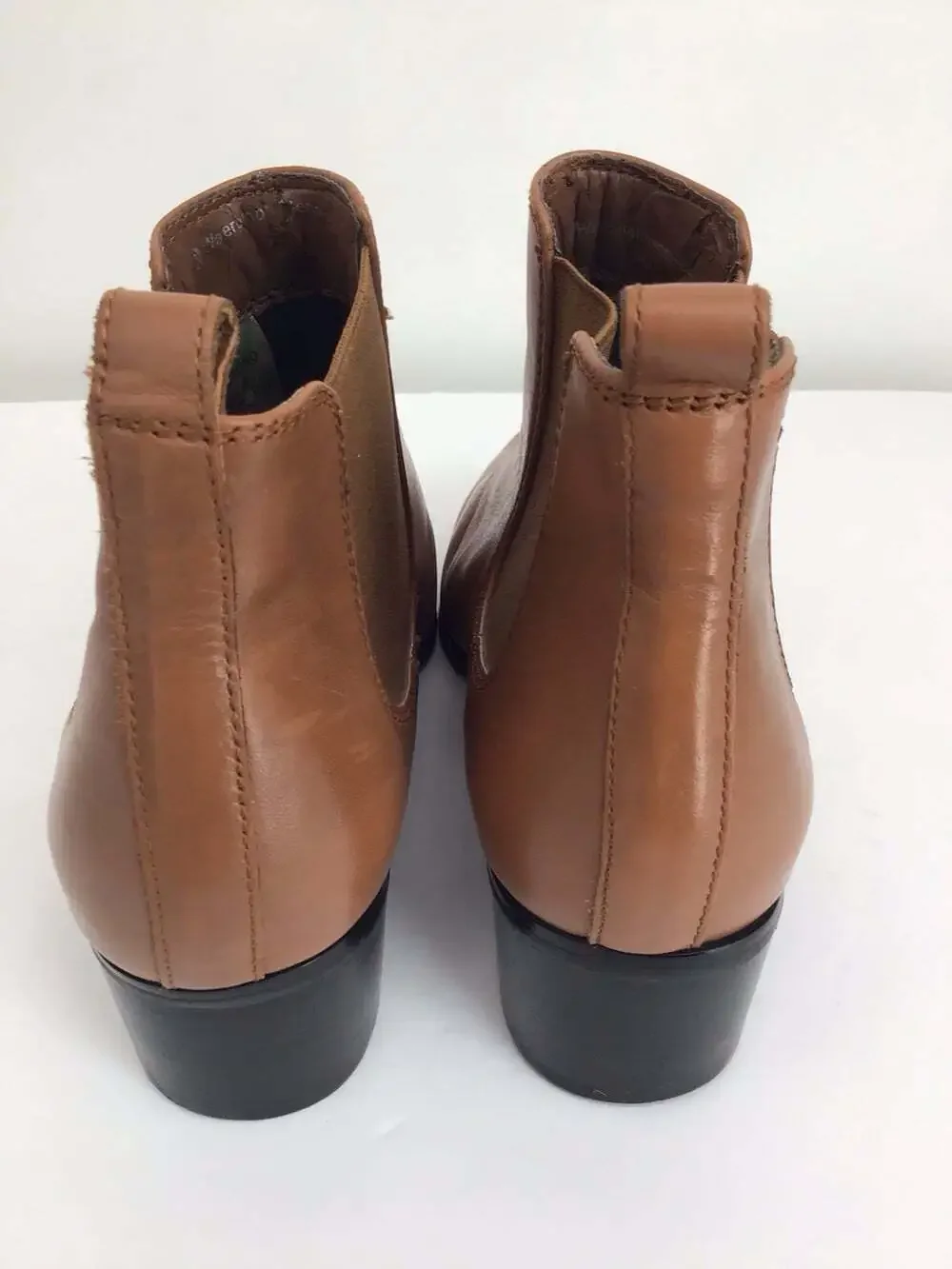 Blondo Emilia Leather Waterproof Chelsea Ankle Boots Pointed Toe Carmel Size 8